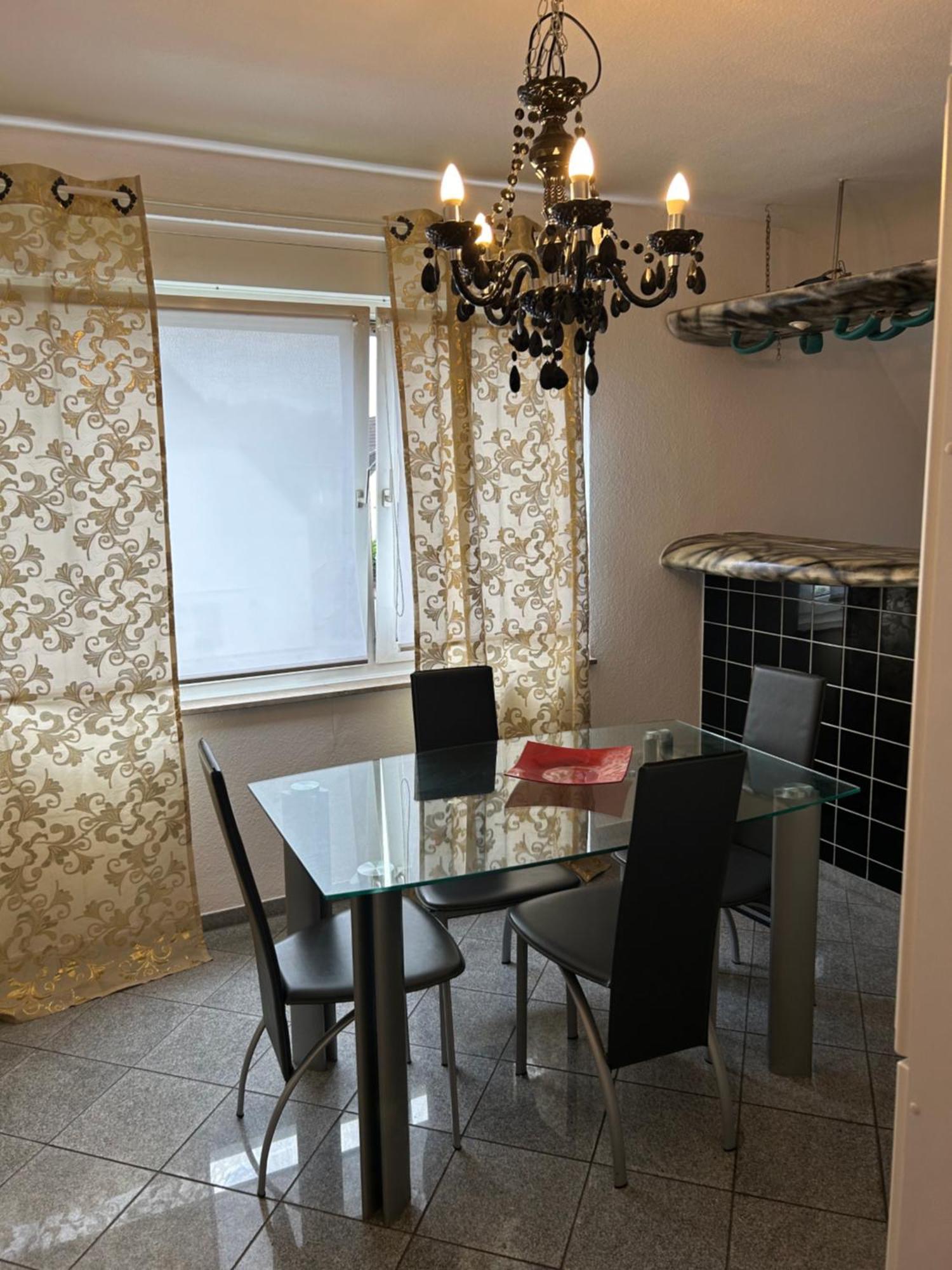 Apartment Im Düsseldorfer Norden *